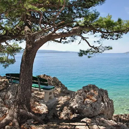 Apartment In With Sea View, Terrace, Air Conditioning, Wi-fi